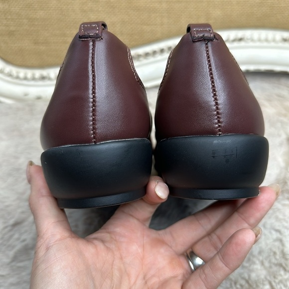 Dr Scholl’s | Maroon Slip On Shoes, Size 7 NWT - Picture 8 of 13